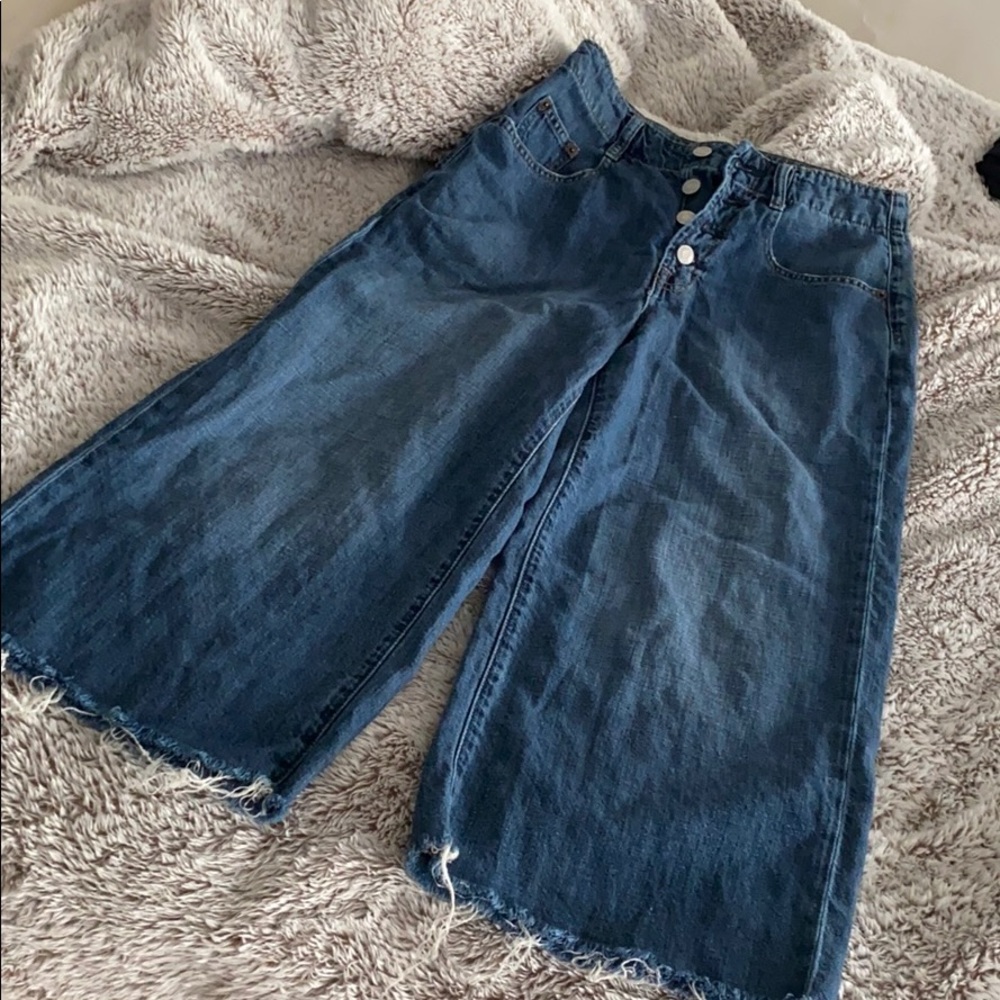High Rise Flare Capri Jeans